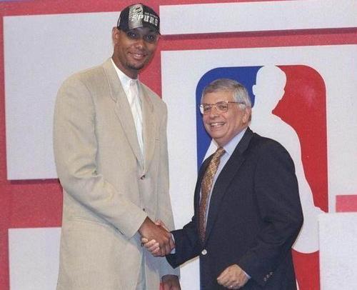 大中锋型对 大中锋型对